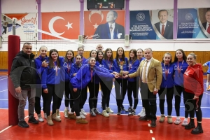 Voleybol kzlar il birincilii heyecan sona erdi!